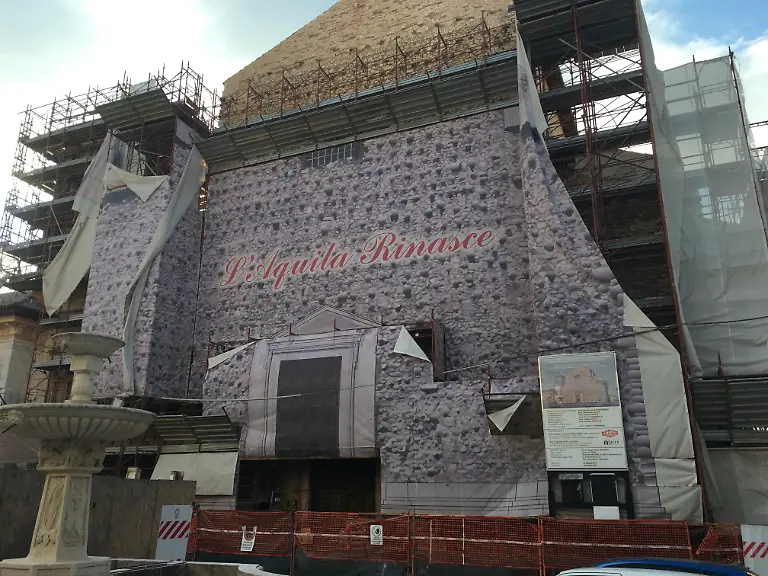 1-UniKircheSantaMargheria-AquilaRinasce