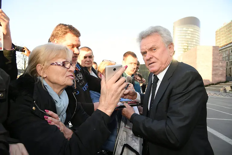 a71d1a352b576ab49cf66c71d830a7db