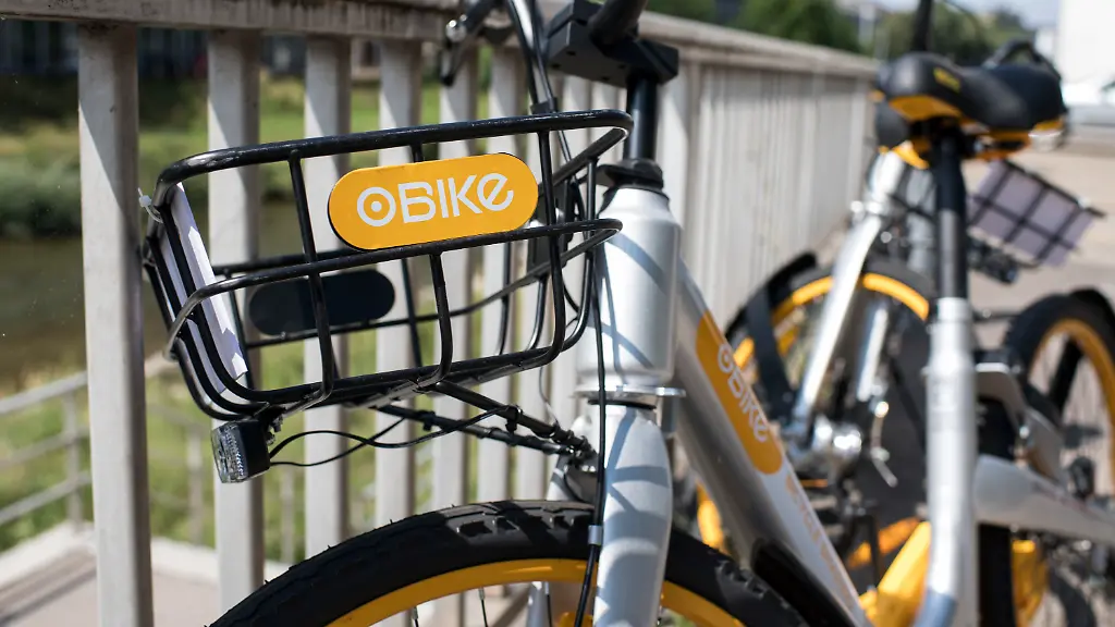 e1bb732d573a3fbbf05fd4d8575330fb