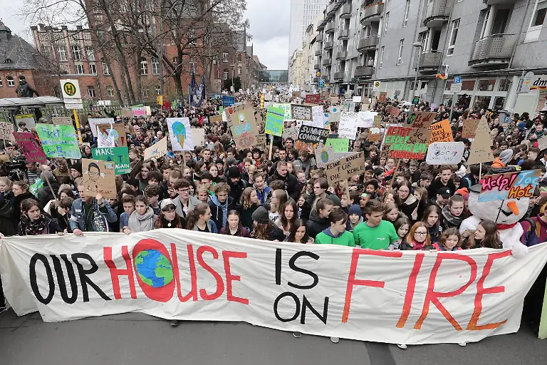 143a84242d8f2daef8bf00a1ab1736d3