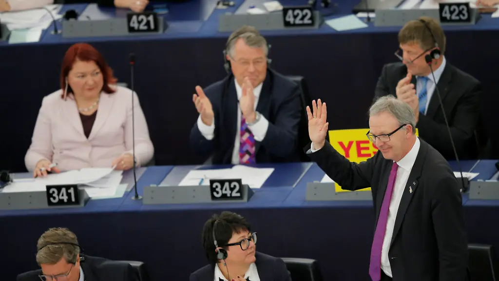 70789e636a0a906eeec7f171234b166e