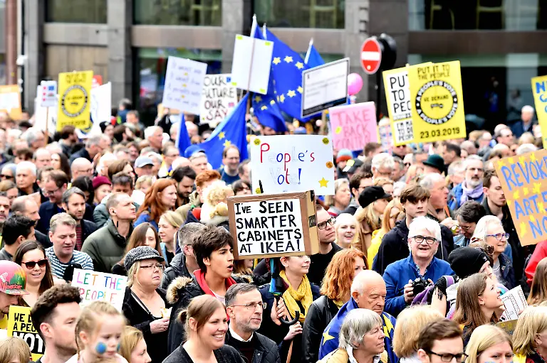 f0cbbd3f22e5c4d1b811656f3837ffdc