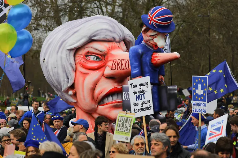 24a478faf03fe4e9d8c52afc1382a336