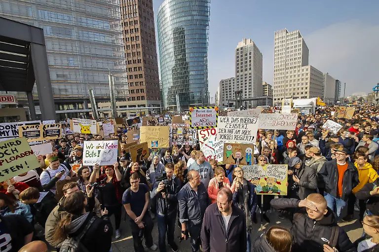 dd9b631c03274db4a9adecbe284ee4bd