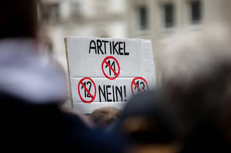 1845e5141ce8ed14cf0e92f5aaa9c713