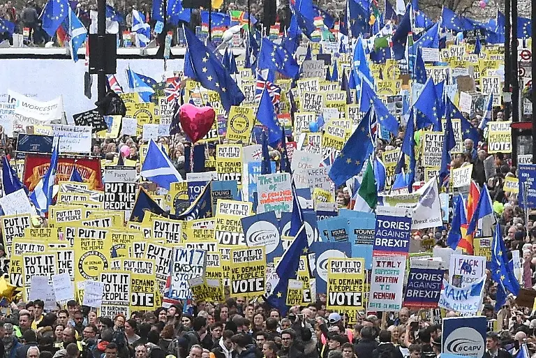 b3cb951d09fded52255d328923000cc9