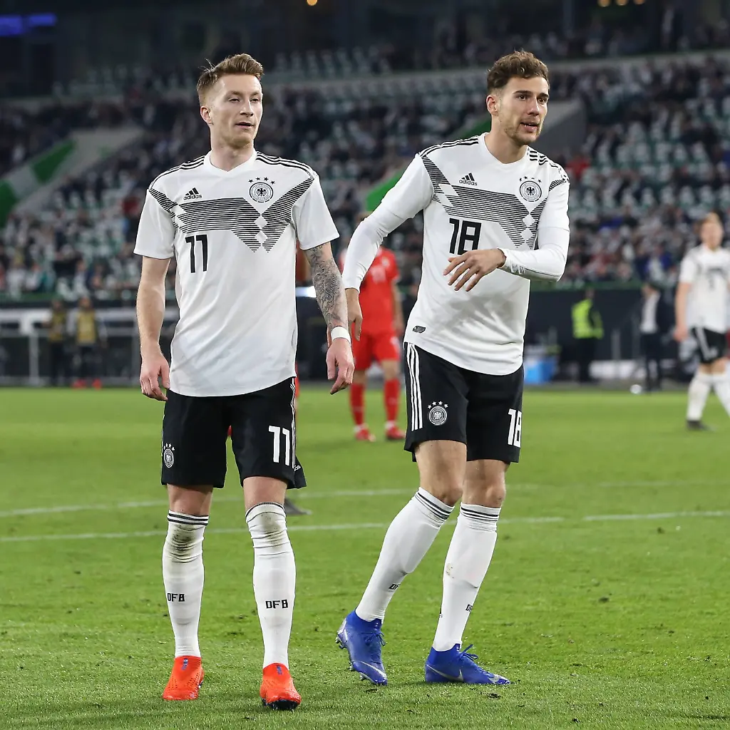 Marco-Reus-l-und-Leon-Goretzka-ueberzeugten-im-DFB-Team-gegen-Serbien-und-geben-heute-einen-Ausblick-auf-die-schwere-Aufgabe-in-den-Niederlanden