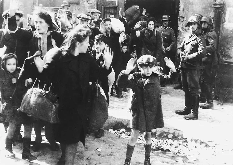 22-Stroop-Report-Warsaw-Ghetto-Uprising-BW