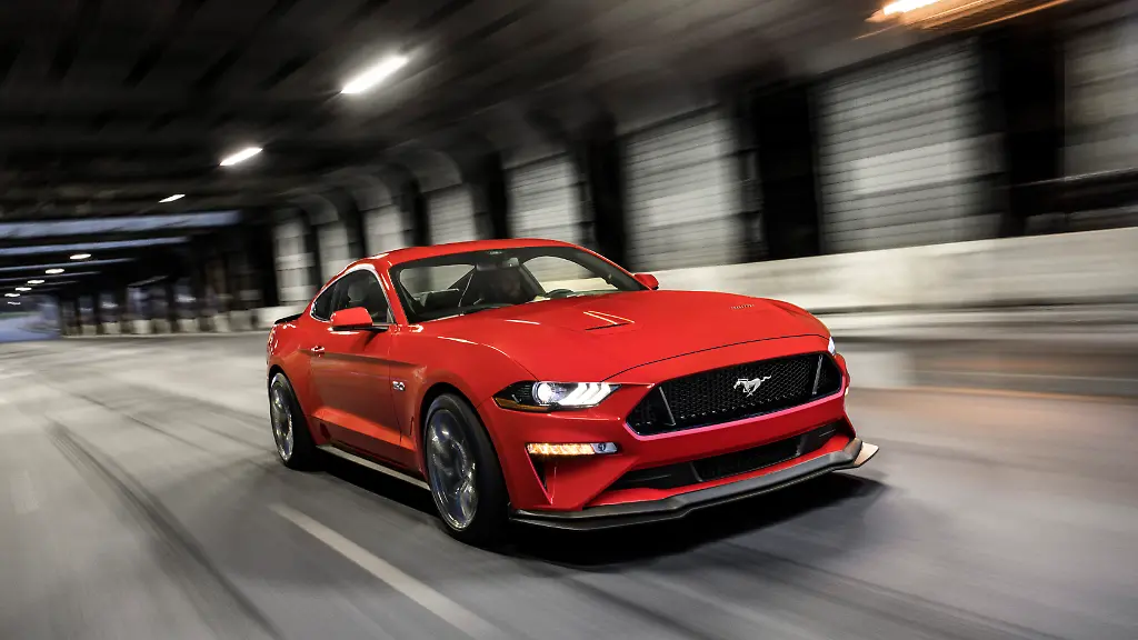2019-mustang-ecoboost-premium-fastback-race-red