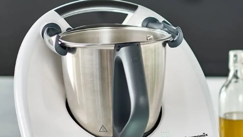 Der-TM6-kann-nun-unter-anderem-auch-noch-anbraten-karamellisieren-und-Sous-vide-garen