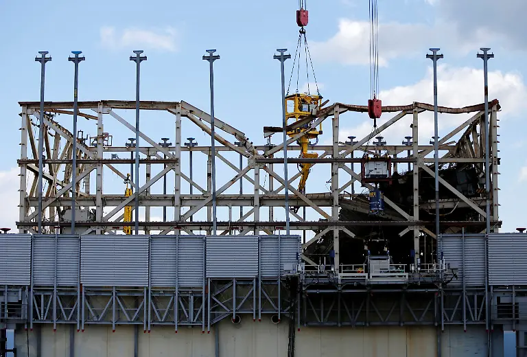 925c0cec743cd1bbc57657b65f16f21a