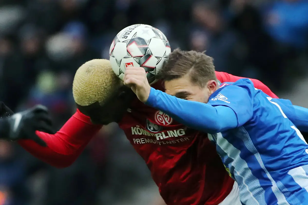 02458fca7806324b58219f4abdec6409