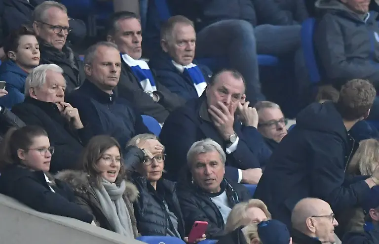 4803970a555a891f92efd2594a165367