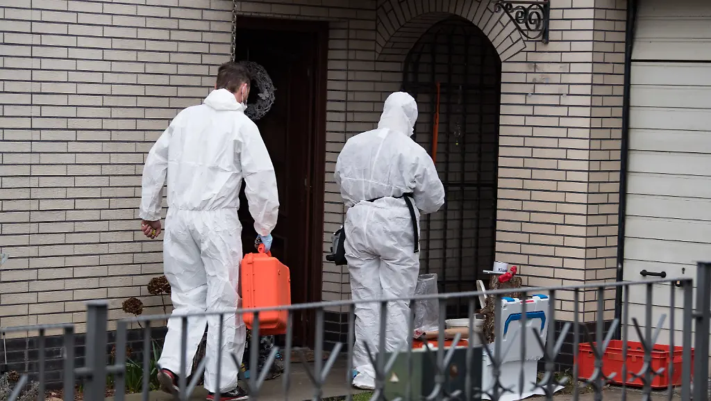 6727a340a1112350e46f43e56dc2f46b