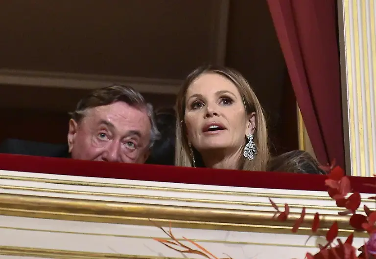 dcb531d8f15be8bdc18069218f0419ed