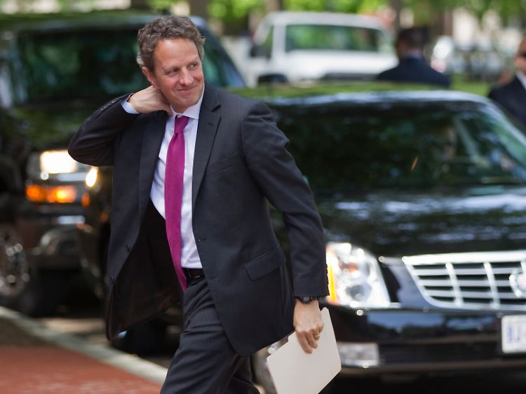 Erst das Treffen mit den Chinesen und dann ab ins Washingtoner Blair House, wo Kongressageordnete warten, um über den Schuldenabbau zu reden: Geithner hat reichlich zu tun.