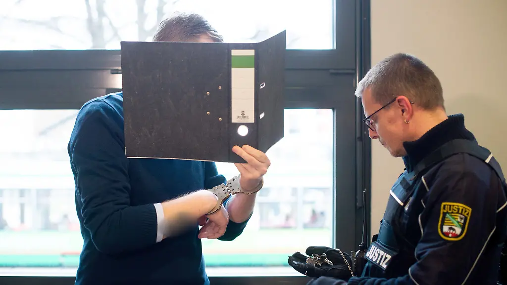 9a99be0c4ae8293d838e388e775deea1