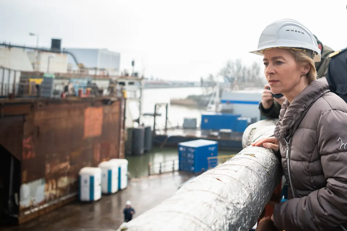 f0c3a23da78989380139312935f92223