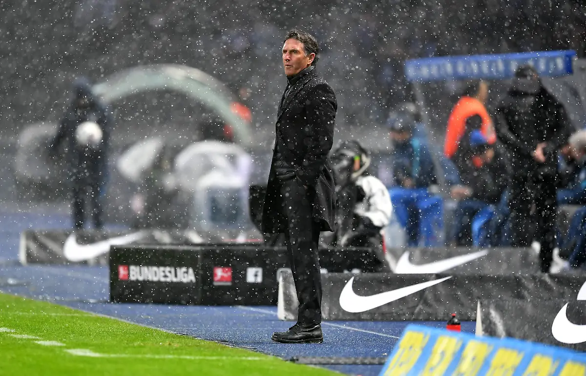 8e227c1c18f77338c02fe685cc773268