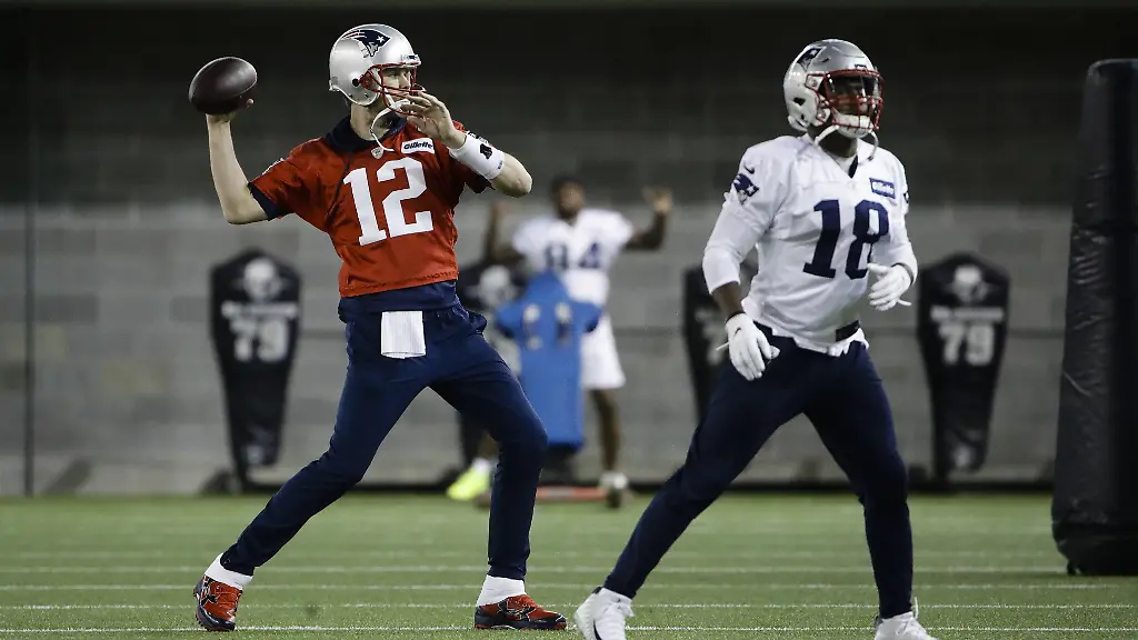 Die-New-England-Patriots-bei-einer-Trainigseinheit-vor-dem-Super-Bowl