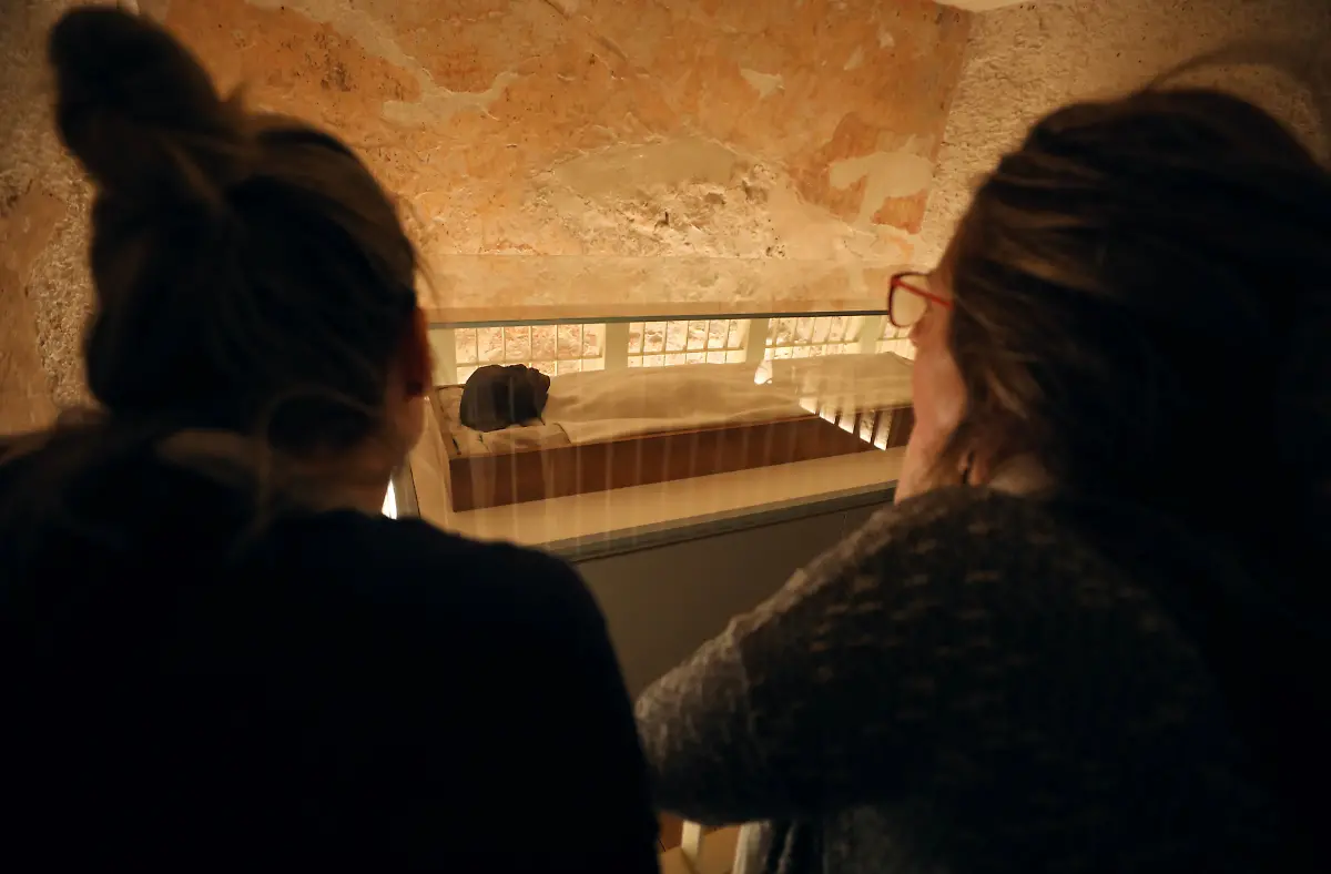 73b0ac909c1f8b3bf9152a8b20393a3b