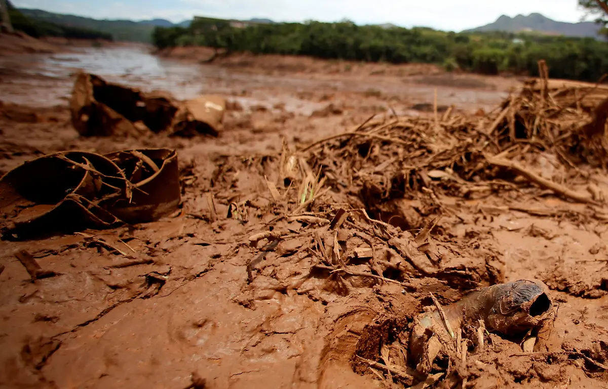 a12805d241bab46c00e4fbf3b9d636df