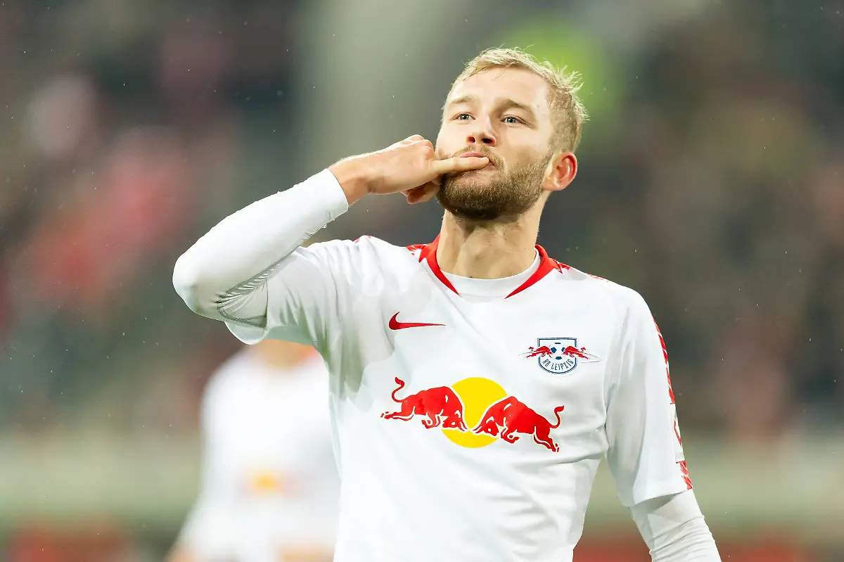 33e519a680d46489b7ae4f90a5506904