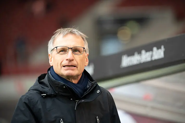 e733c8e39d682afd7895667aab098020