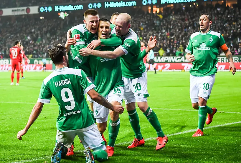 ce82cf78e64ac8dae95c1301ff01d9bd