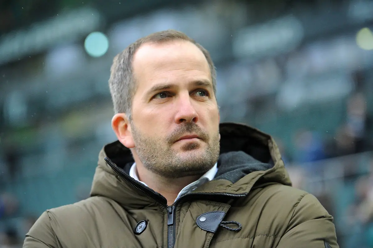 8ff103192976bc4b9bdbb08b8cea4fdb