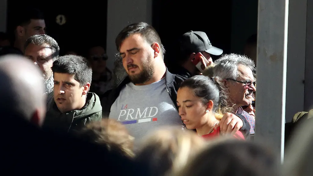 fcdef58fe68534c54083fd198ad54b68