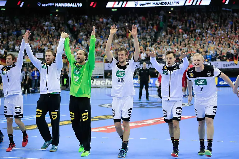 a3cf8b9e6a54f05852c3903bbf004eb4