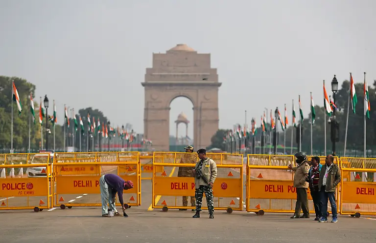 e02b9b75d0b94d375e9846b28198a777