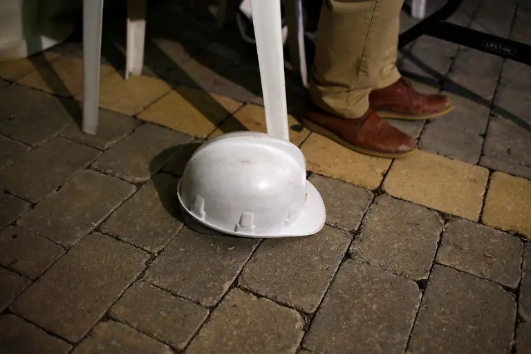 641760139d1189530cbbc0b98d9d7c5b