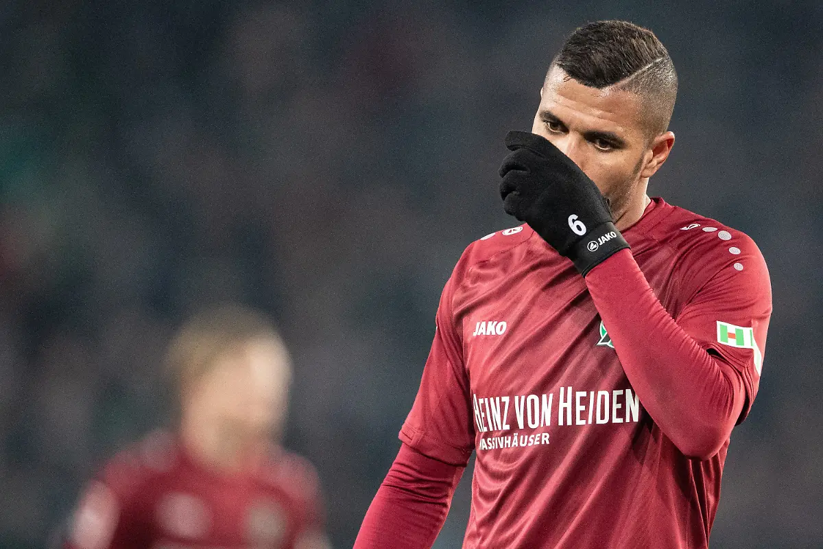 b977ea9a1fca8752d1c411bfee2bbfba