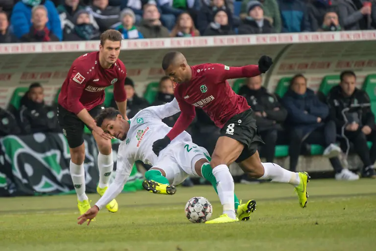 4f15a4906e17540b7263f30ba5239801