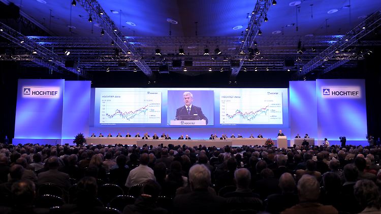 Hauptversammlung in Essen: Der scheidende Hochtief-Chef spricht.