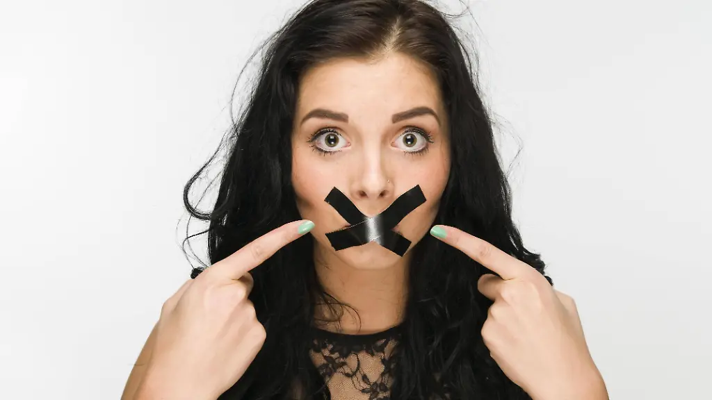 Den-Mund-halten-Bloss-nicht-jpg-1