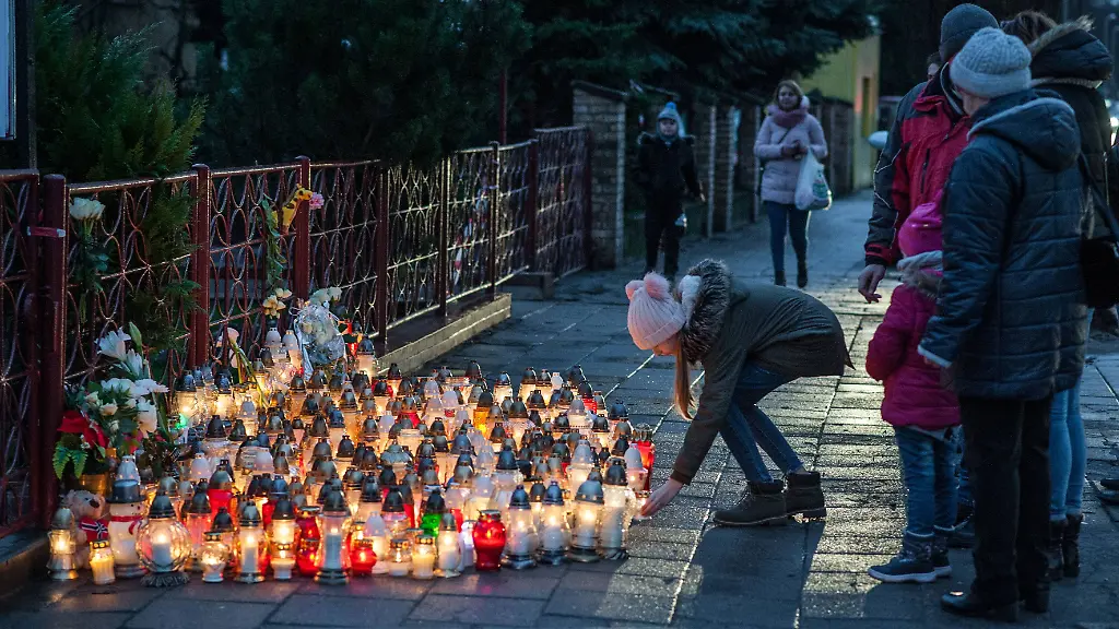 992ede87a6057a36431de8814cdacdc6