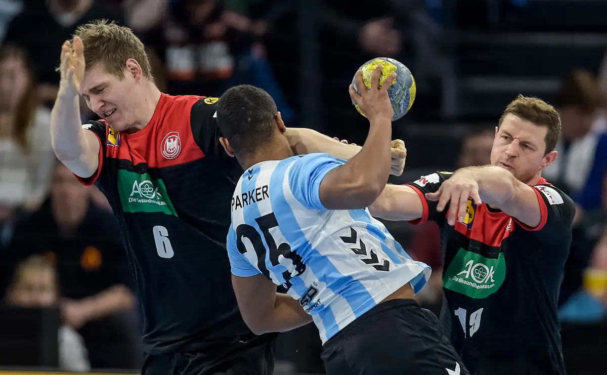 e400e52f3a0a7d9b1d579b4a94810e46