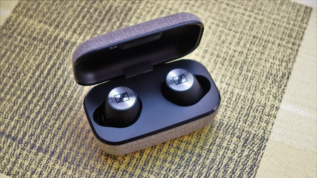 Sennheiser-Momentum-TW-1