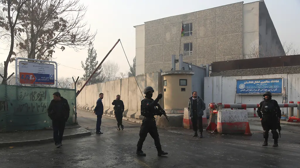 8d9ca2d08f931aabf35f84a7dbd9870a