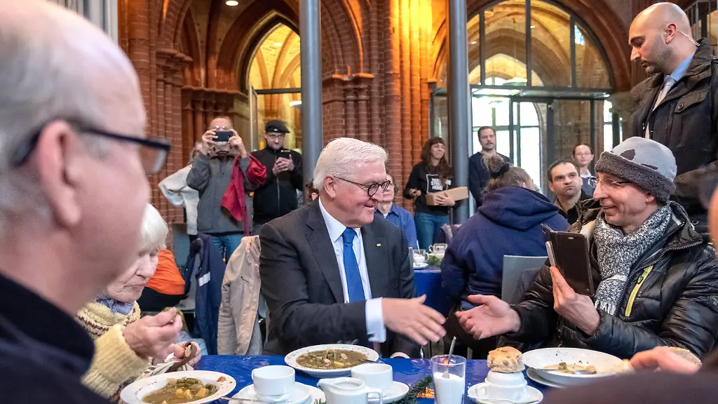 75a4c641654d5a8fce2b329cfeb305a2