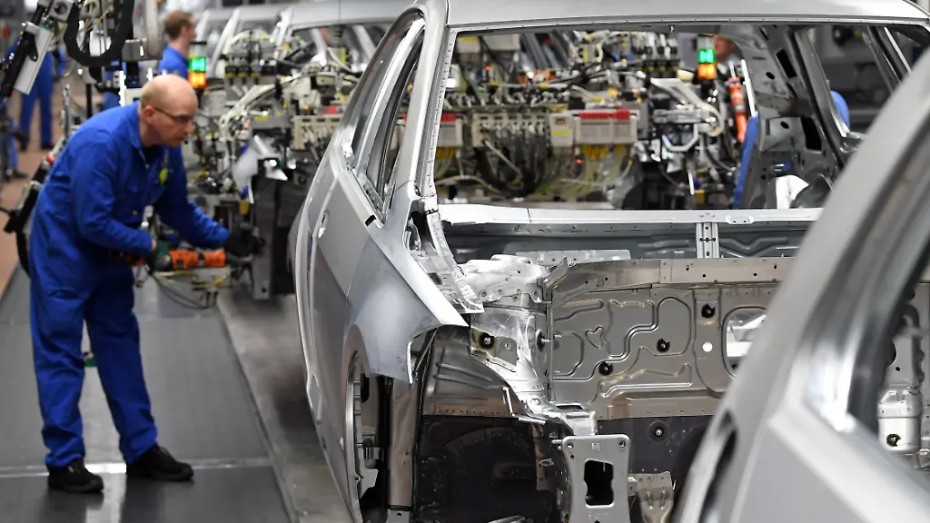 b398eaed7c2d41a277cc70d15340a3e2