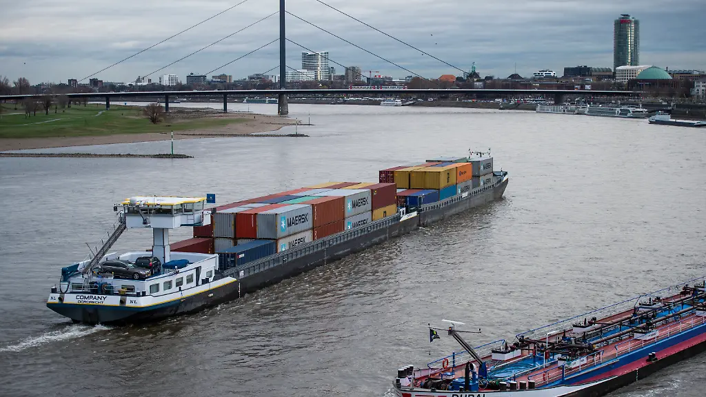 9825662777cd81eb50684077f76bd513