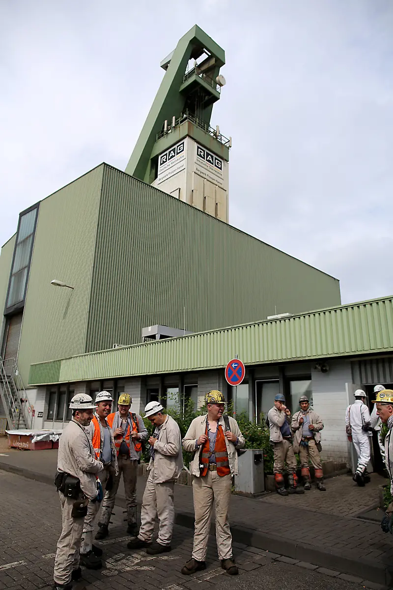 61d2760d43d6707d2a2daa79a45c079e