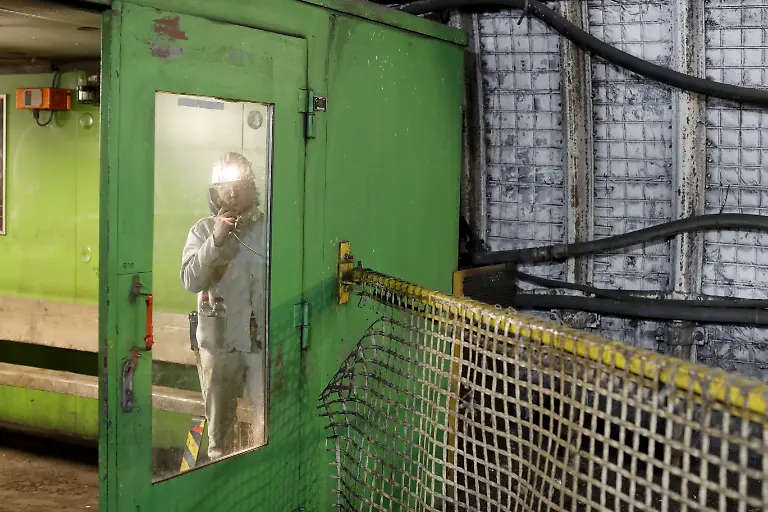 f2968379c412d58e98dc473e66311640