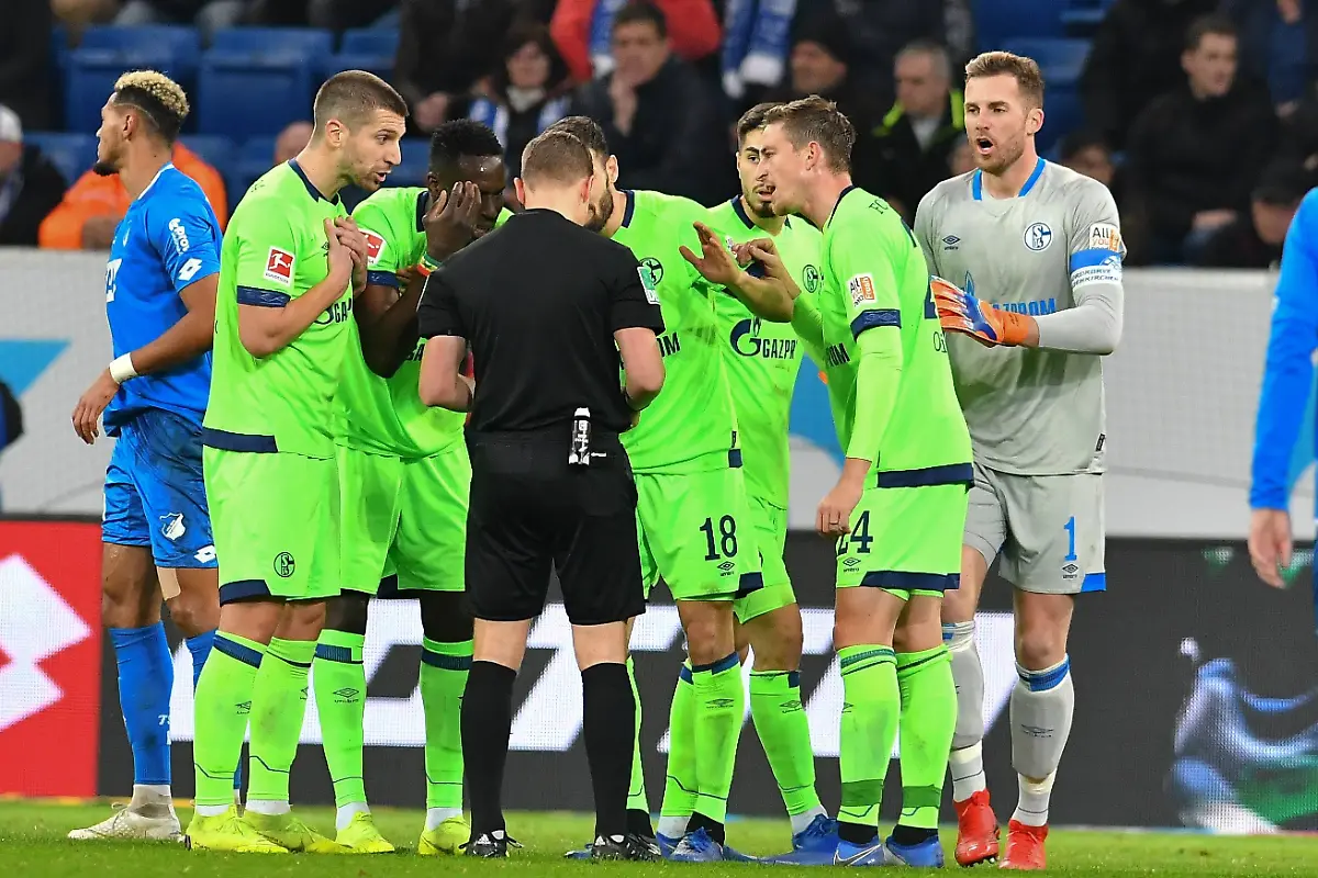 250637788163a729096de39876cd366c