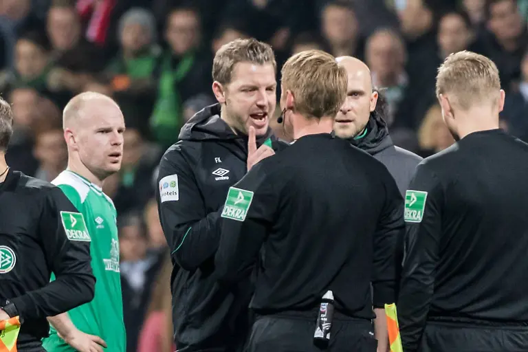 bec811946a88eab8519730cebf5a6bf9