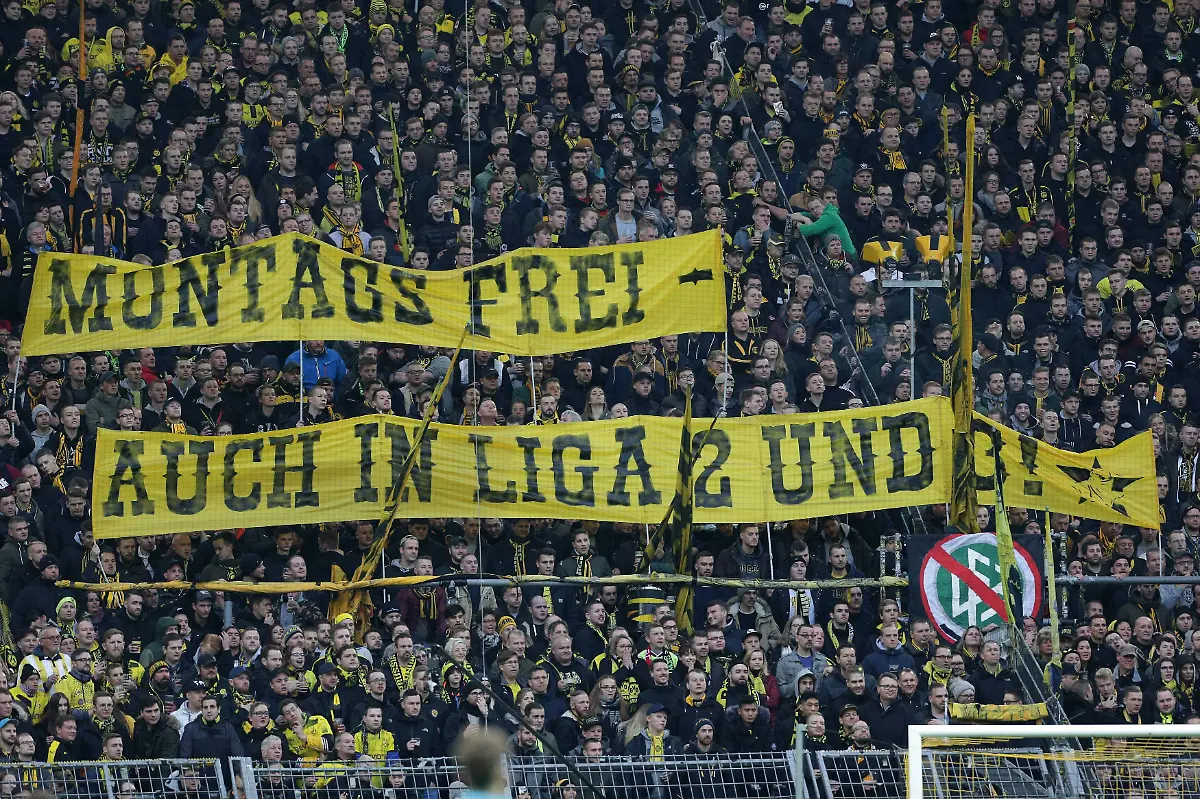 71edc35ead65a3c2fd708dd93ecefda5